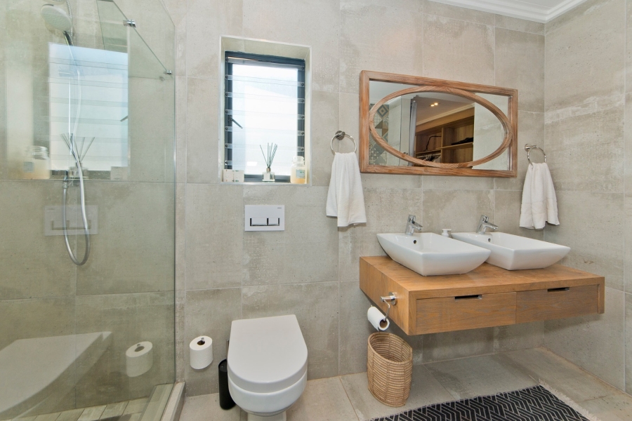 4 Bedroom Property for Sale in Eastford Western Cape